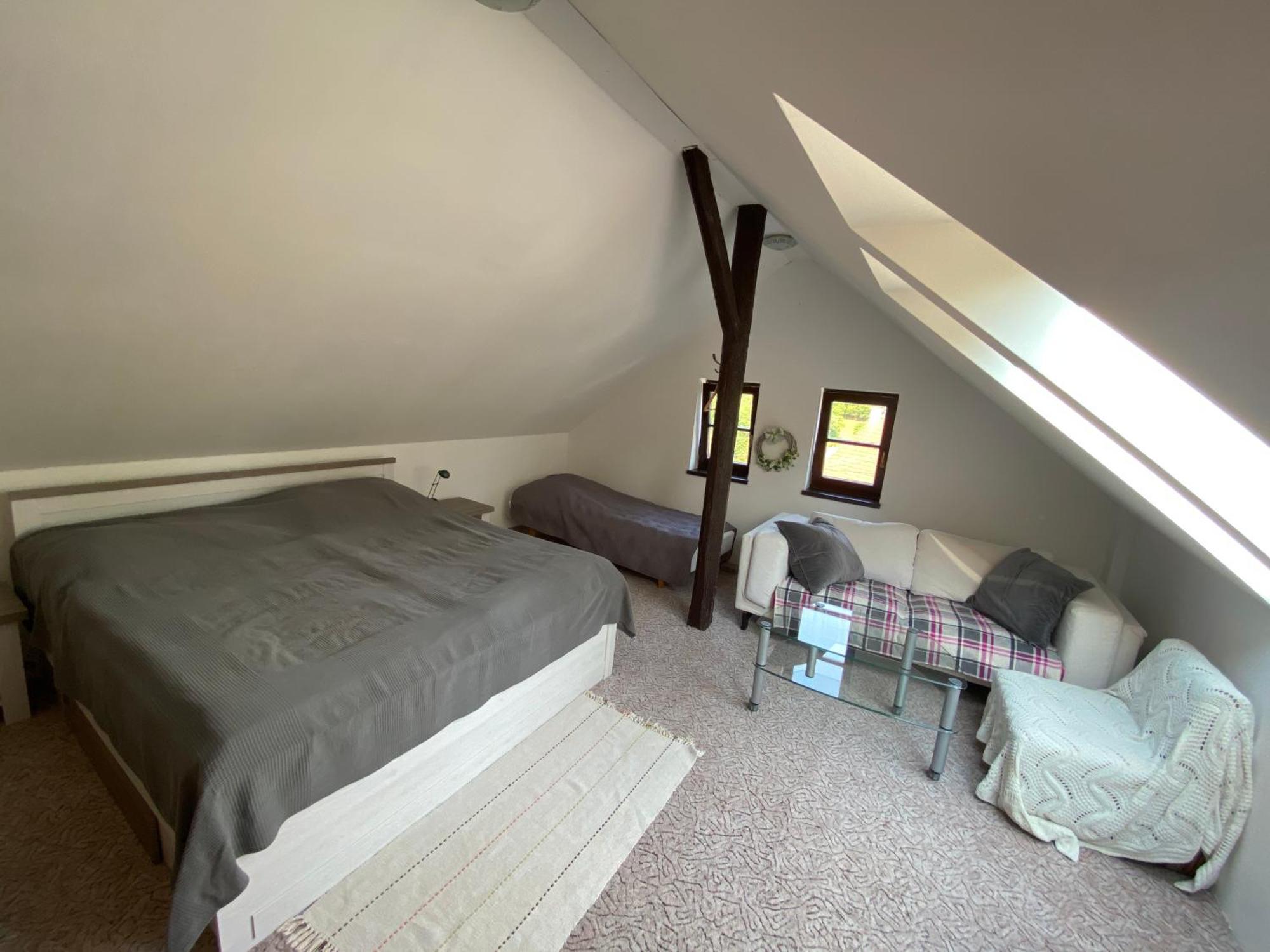 V Chalupe Pod Milesovkou Homestay